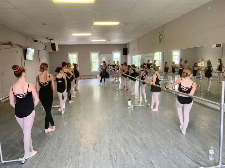 older dancers at ballet barre